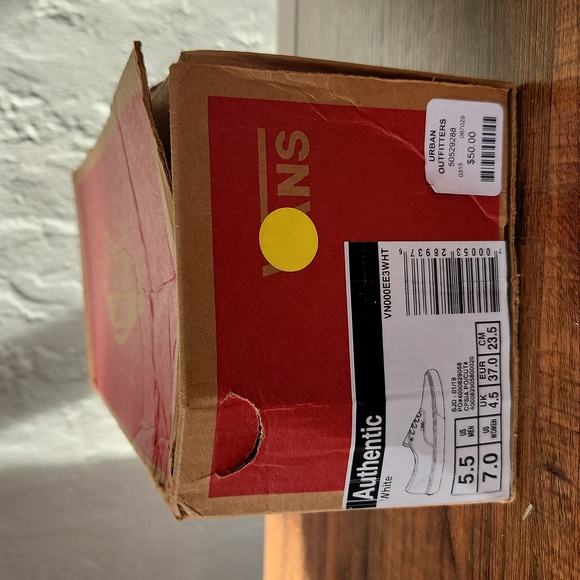 Authentic Vans - Picture 7 of 8